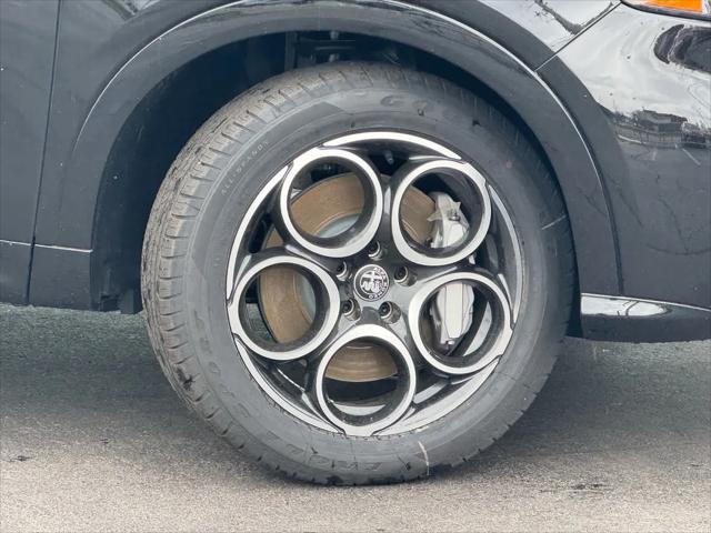 2025 Alfa Romeo Tonale Hybrid EAWD