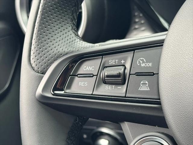 2025 Alfa Romeo Tonale Hybrid EAWD