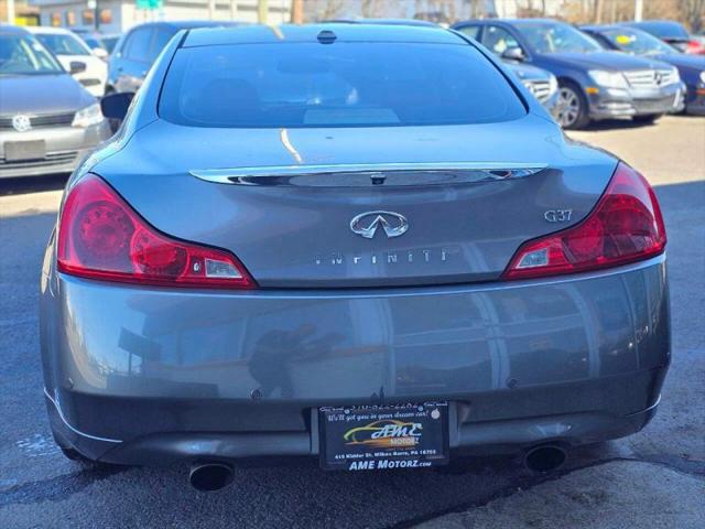 2011 INFINITI G37 Journey