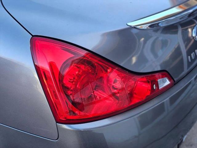 2011 INFINITI G37 Journey