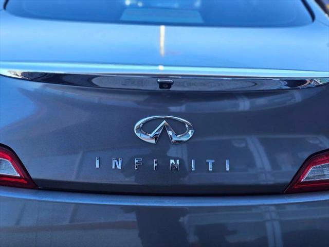 2011 INFINITI G37 Journey