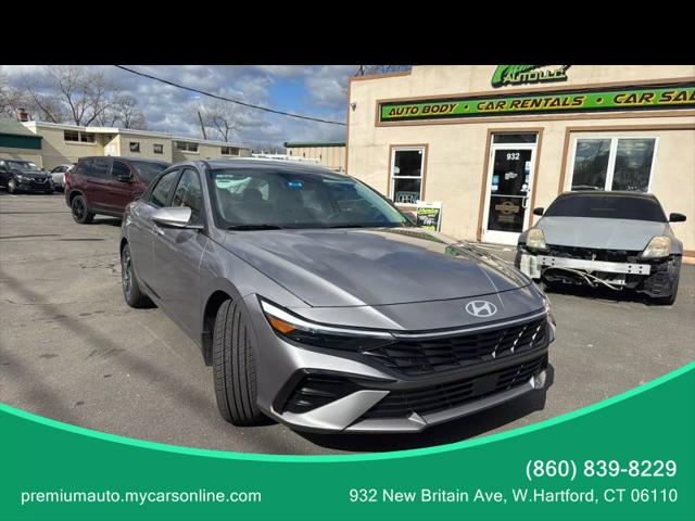 2025 Hyundai Elantra Limited