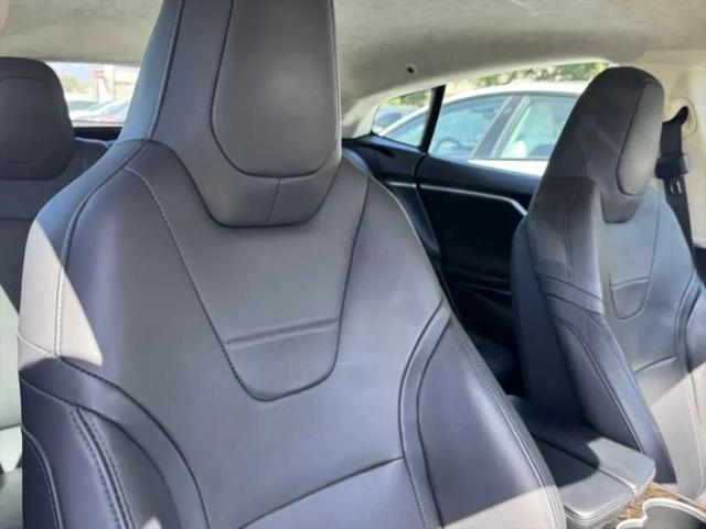 2016 Tesla Model S 75D
