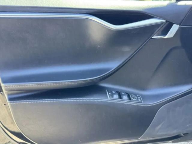 2016 Tesla Model S 75D