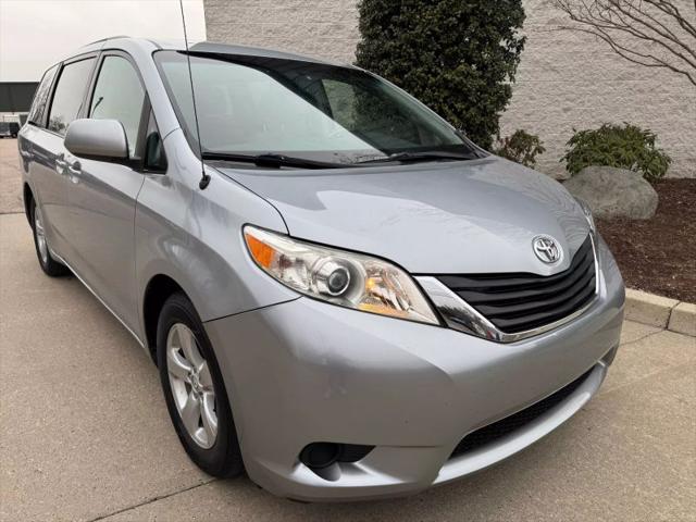 2014 Toyota Sienna LE for sale in Philadelphia, PA