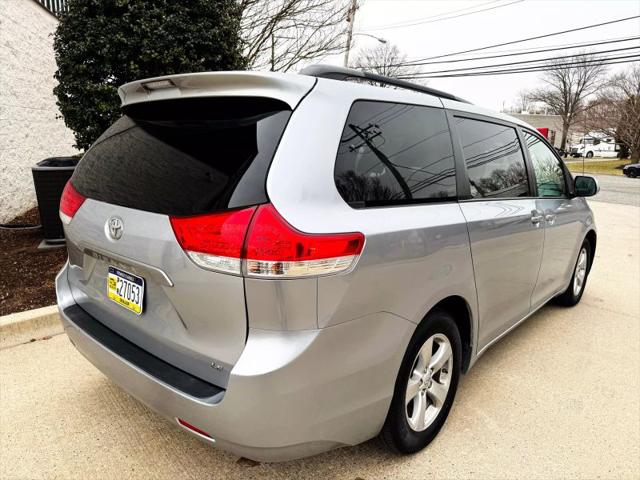 2014 Toyota Sienna LE
