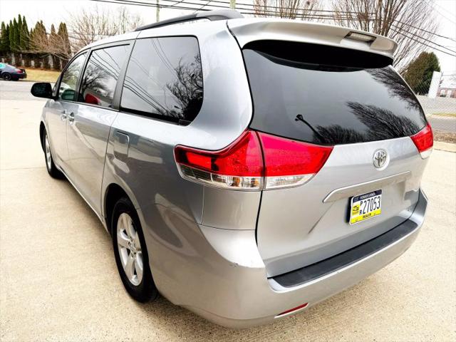 2014 Toyota Sienna LE