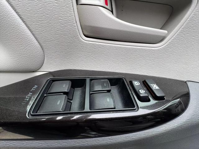 2014 Toyota Sienna LE