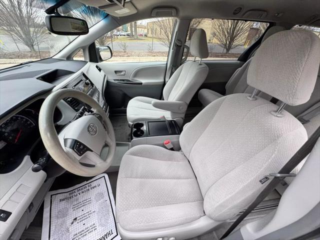 2014 Toyota Sienna LE