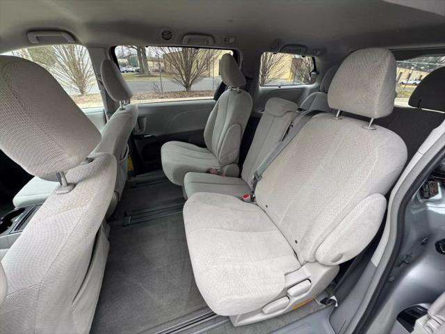 2014 Toyota Sienna LE