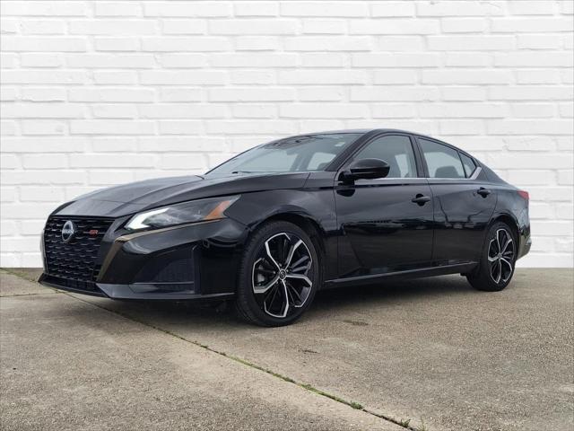 2023 Nissan Altima SR FWD