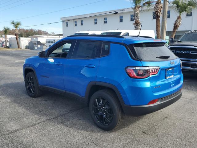 2025 Jeep Compass COMPASS LATITUDE 4X4