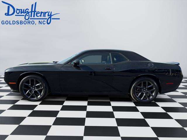 2022 Dodge Challenger SXT