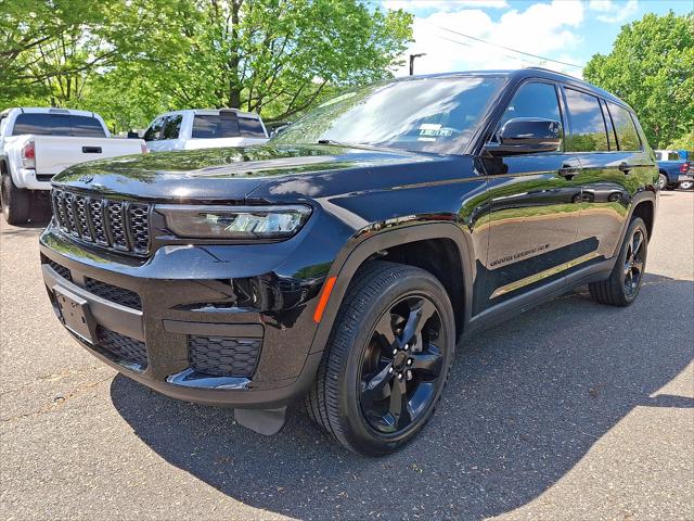 2023 Jeep Grand Cherokee L Altitude 4x4
