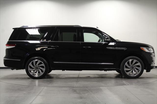 2023 Lincoln Navigator L Reserve