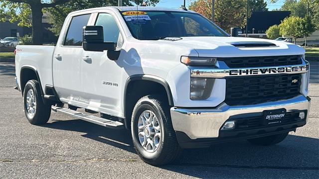 2022 Chevrolet Silverado 3500HD 4WD Crew Cab Long Bed LT