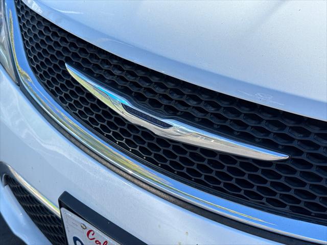 2017 Chrysler Pacifica Touring Plus