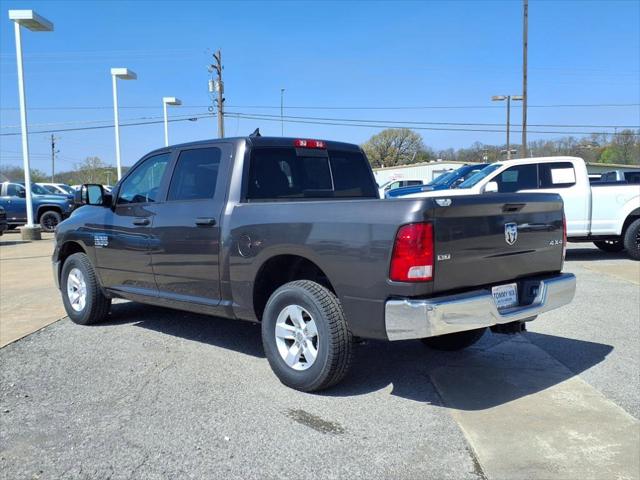2023 RAM 1500 Classic SLT Crew Cab 4x4 57 Box
