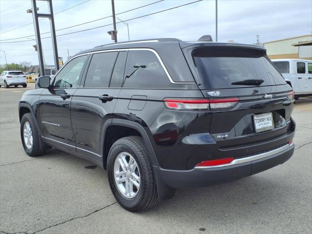 2023 Jeep Grand Cherokee Laredo 4x4