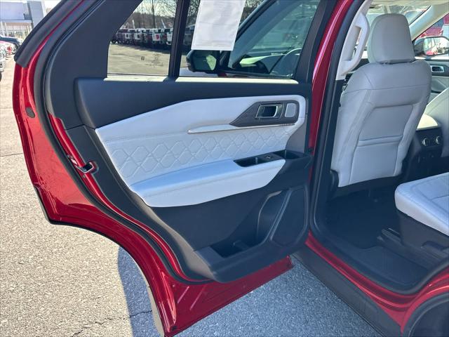 2025 Ford Explorer Platinum