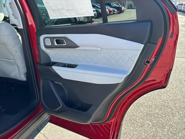 2025 Ford Explorer Platinum