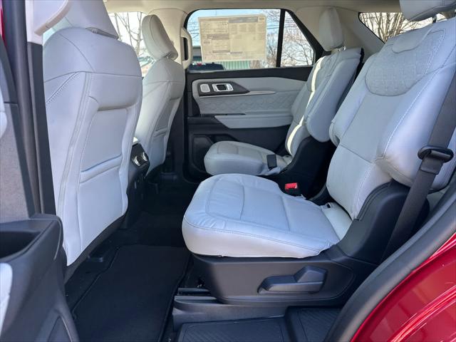 2025 Ford Explorer Platinum