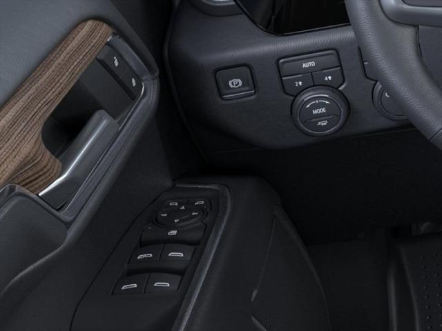 2025 Chevrolet Silverado 1500 4WD Crew Cab Standard Bed LT