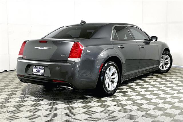 Used 2018 Chrysler 300 For Sale in Millington, TN