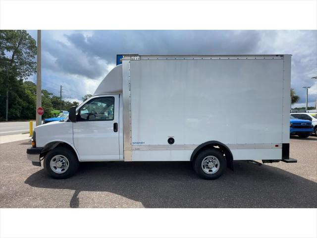 2025 Chevrolet Express Cutaway Work Van
