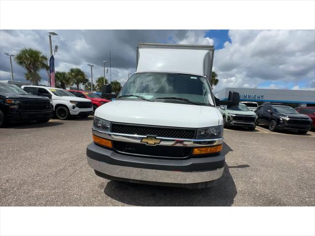 2025 Chevrolet Express Cutaway Work Van