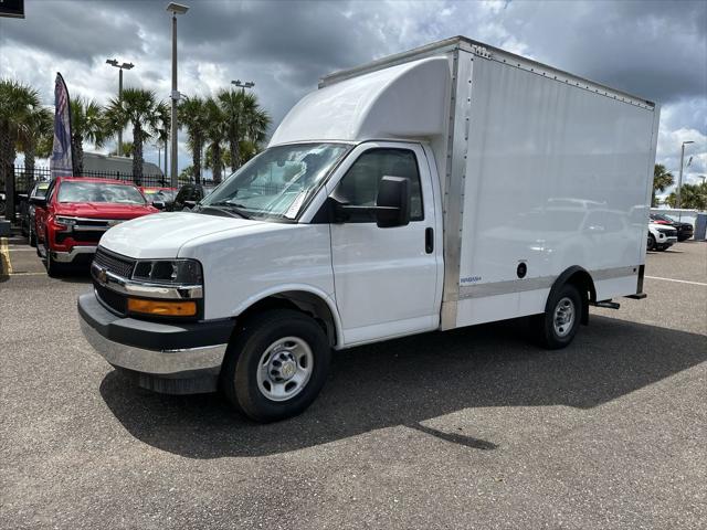 2025 Chevrolet Express Cutaway Work Van