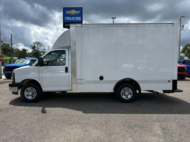 2025 Chevrolet Express Cutaway Work Van