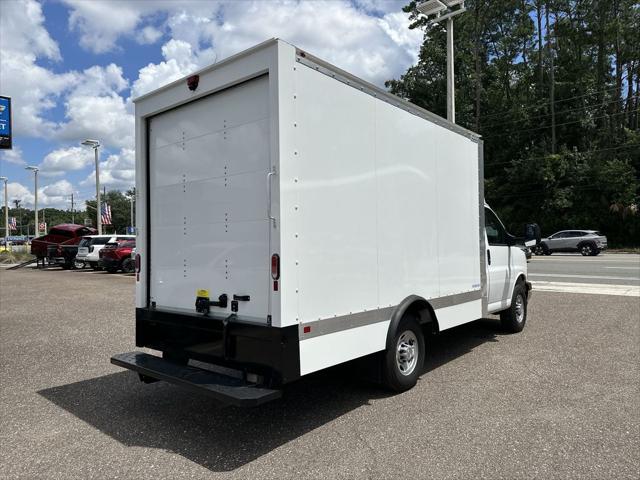 2025 Chevrolet Express Cutaway Work Van
