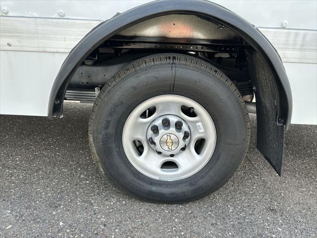 2025 Chevrolet Express Cutaway Work Van