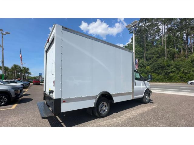 2025 Chevrolet Express Cutaway Work Van