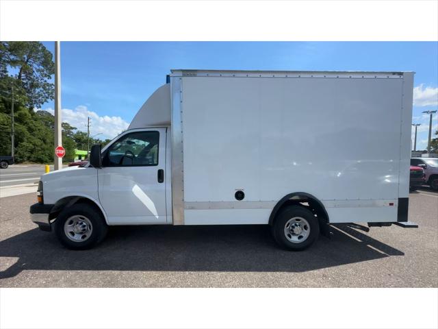 2025 Chevrolet Express Cutaway Work Van