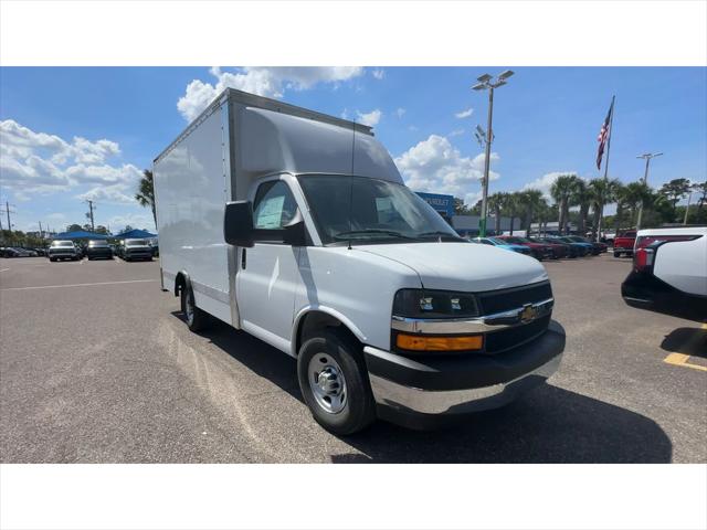 2025 Chevrolet Express Cutaway Work Van