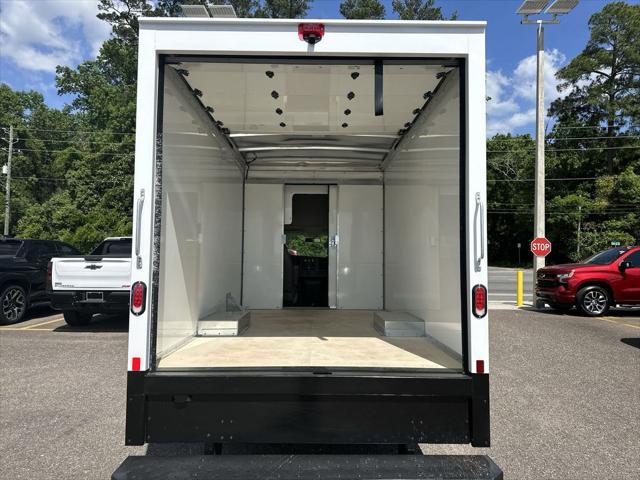 2025 Chevrolet Express Cutaway Work Van