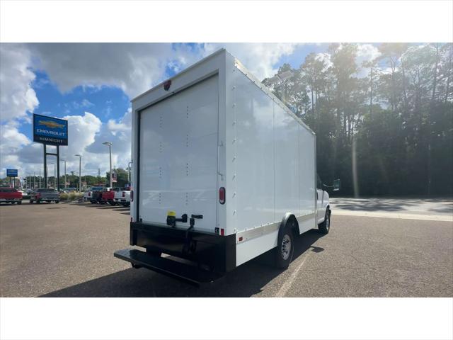 2025 Chevrolet Express Cutaway Work Van