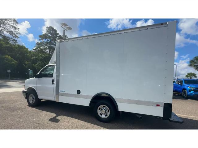 2025 Chevrolet Express Cutaway Work Van