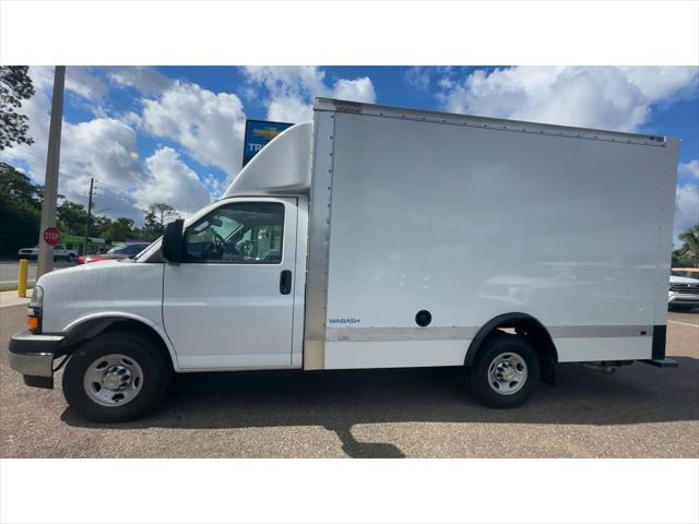 2025 Chevrolet Express Cutaway Work Van
