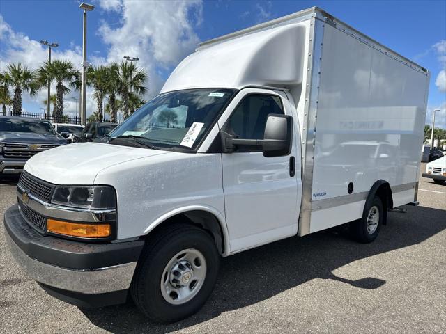 2025 Chevrolet Express Cutaway Work Van