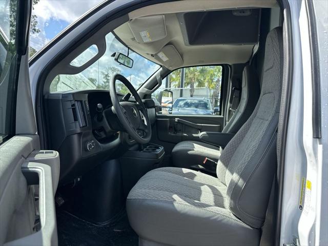2025 Chevrolet Express Cutaway Work Van