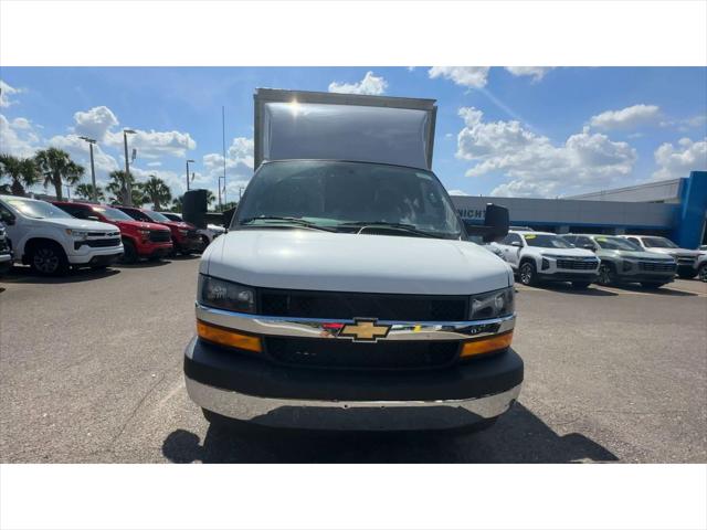 2025 Chevrolet Express Cutaway Work Van