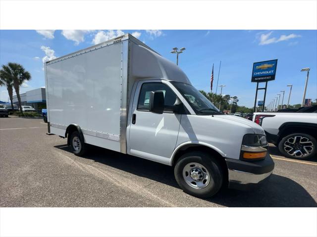 2025 Chevrolet Express Cutaway Work Van
