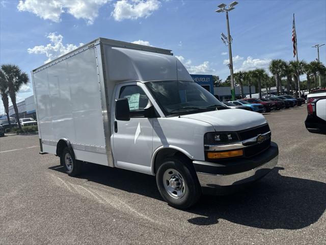 2025 Chevrolet Express Cutaway Work Van