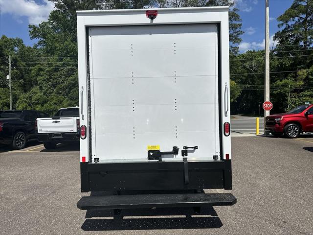 2025 Chevrolet Express Cutaway Work Van