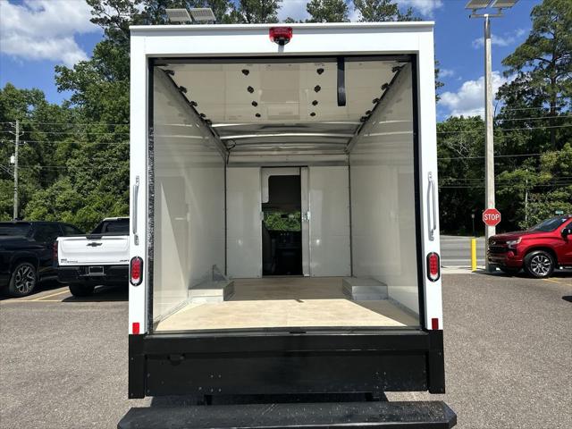 2025 Chevrolet Express Cutaway Work Van