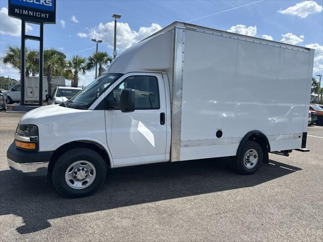 2025 Chevrolet Express Cutaway Work Van