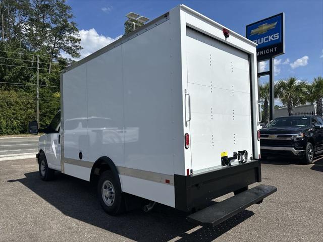 2025 Chevrolet Express Cutaway Work Van